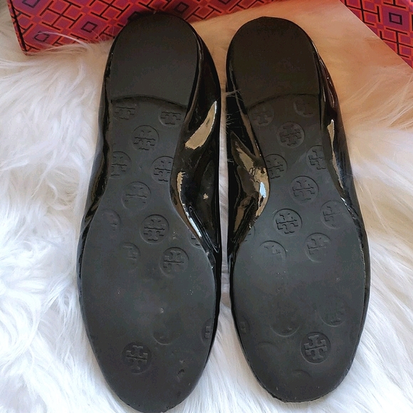 Tory Burch Patent Minnie Ballet flats - Picture 4 of 8